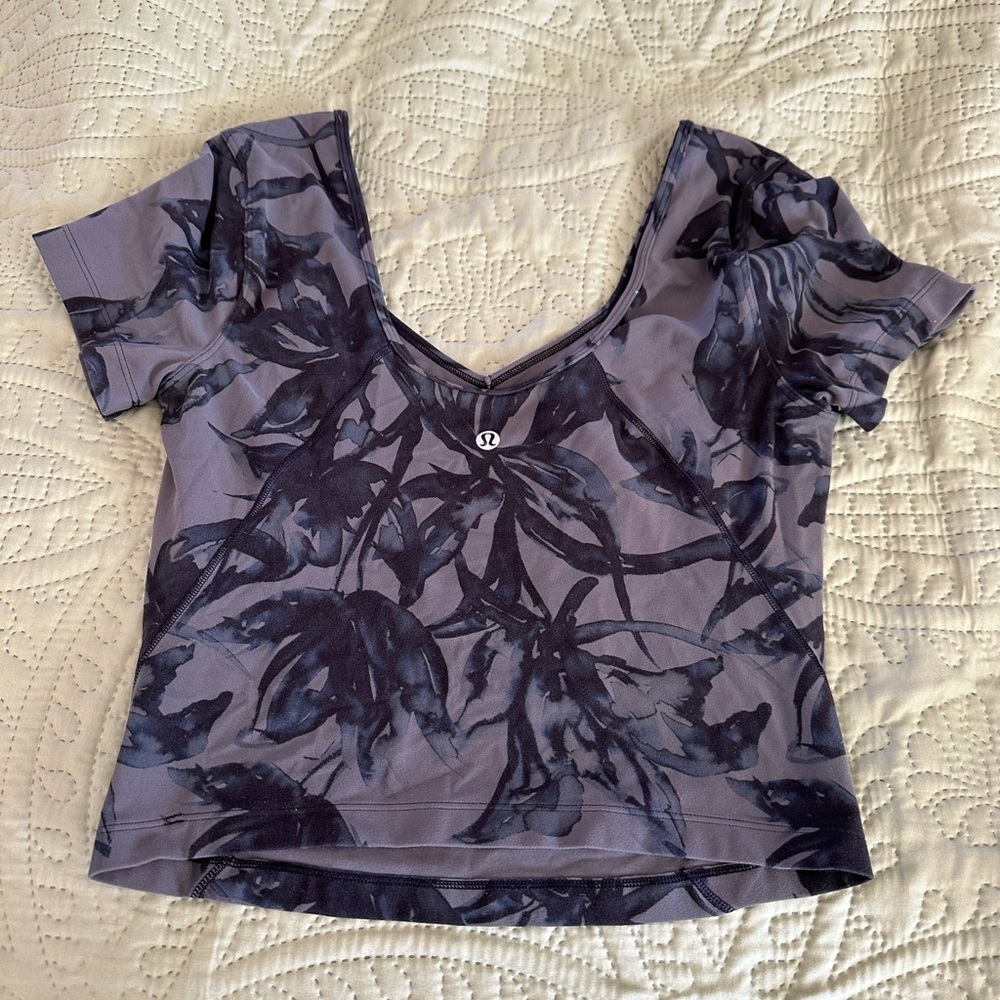 Lululemon short sleeve Align top